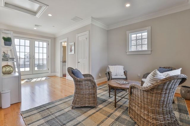 5 Coastline Drive, Mashpee, MA 02649