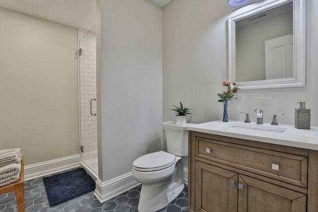 5 Coastline Drive, Mashpee, MA 02649
