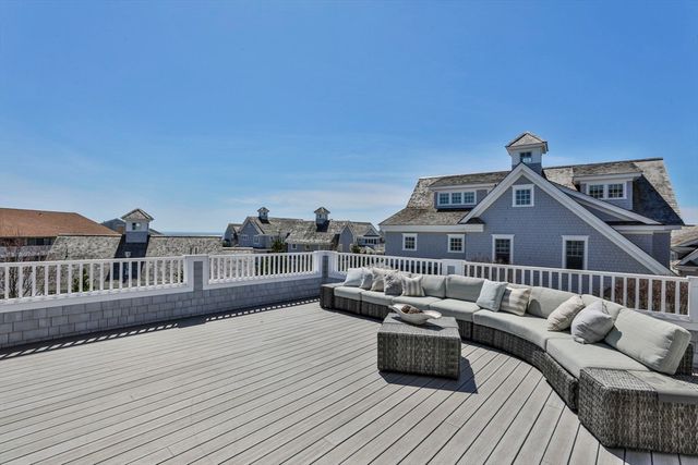 5 Coastline Drive, Mashpee, MA 02649