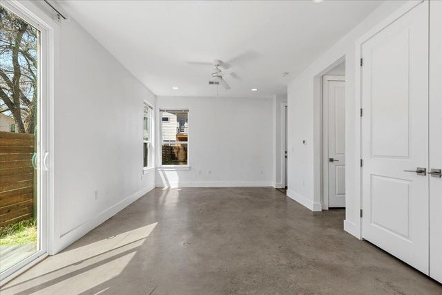 1114 Walton LN LN A, Austin, TX 78721