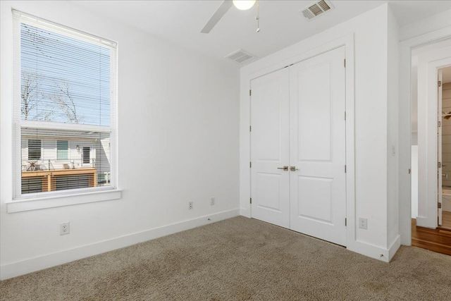 1114 Walton LN LN A, Austin, TX 78721