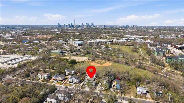 1114 Walton LN LN A, Austin, TX 78721