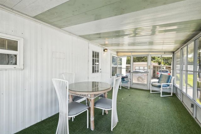 1600 OLD COACHMAN ROAD 303, Clearwater, FL 33765