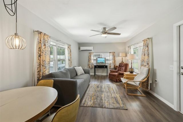 1600 OLD COACHMAN ROAD 303, Clearwater, FL 33765