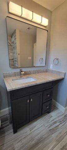 2700 Ozark Drive, Arlington, TX 76014