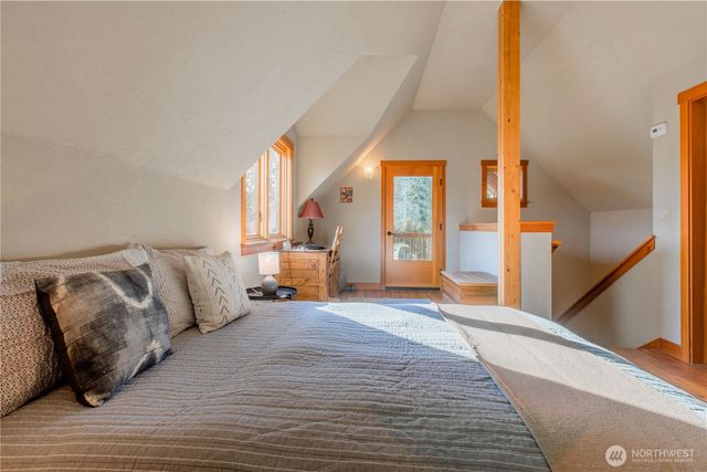 2516 Mill Avenue, Bellingham, WA 98225