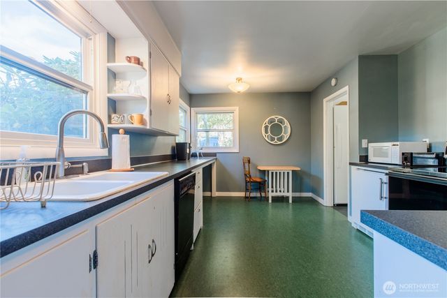 2516 Mill Avenue, Bellingham, WA 98225