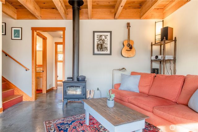 2516 Mill Avenue, Bellingham, WA 98225