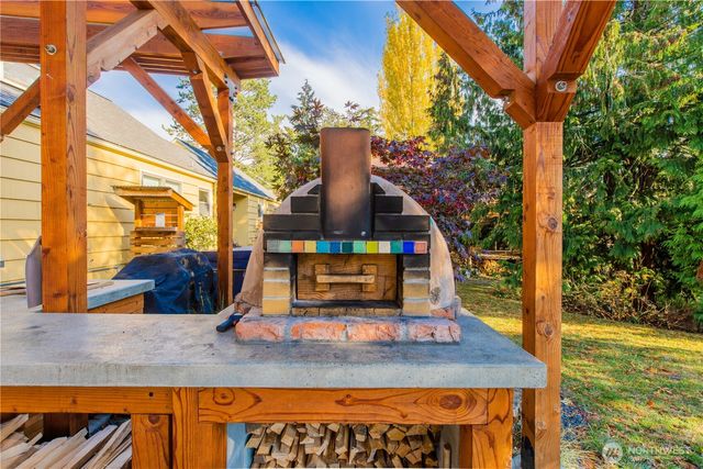 2516 Mill Avenue, Bellingham, WA 98225