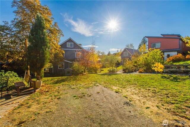 2516 Mill Avenue, Bellingham, WA 98225