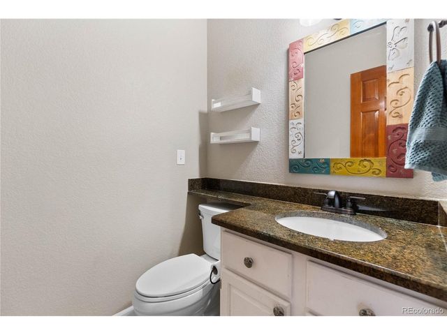 822 Hays Cir, Longmont, CO 80504