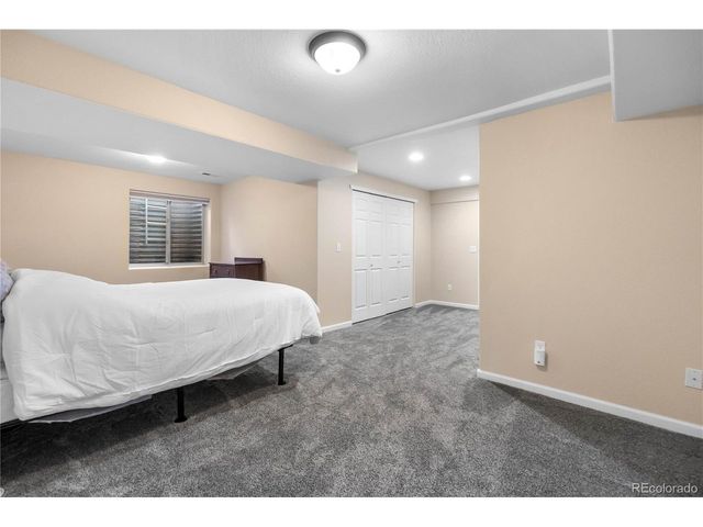 822 Hays Cir, Longmont, CO 80504