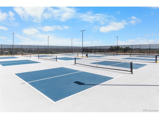 822 Hays Cir, Longmont, CO 80504