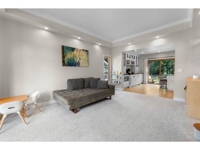 822 Hays Cir, Longmont, CO 80504