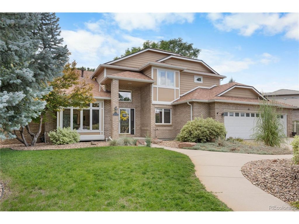 822 Hays Cir, Longmont, CO 80504