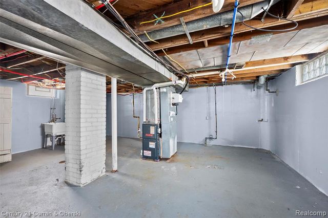 2324 Minnie Street, Lincoln Park, MI 48146