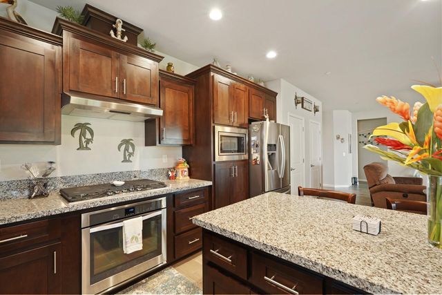 1522 Shakeley Ln, Ione, CA 95640