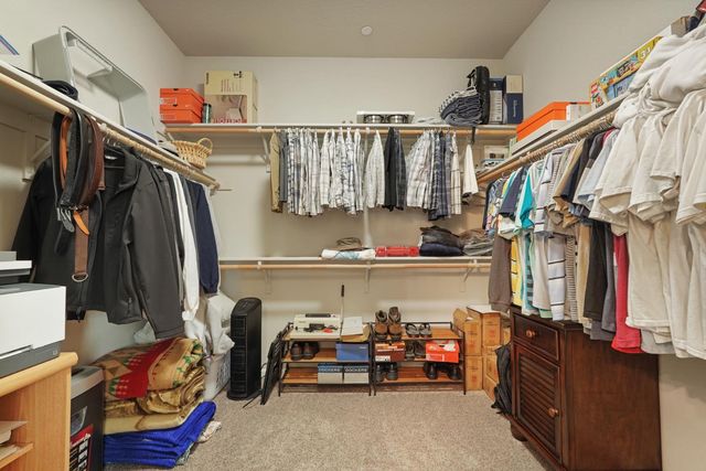 1522 Shakeley Ln, Ione, CA 95640