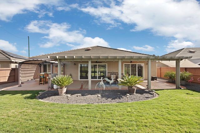 1522 Shakeley Ln, Ione, CA 95640