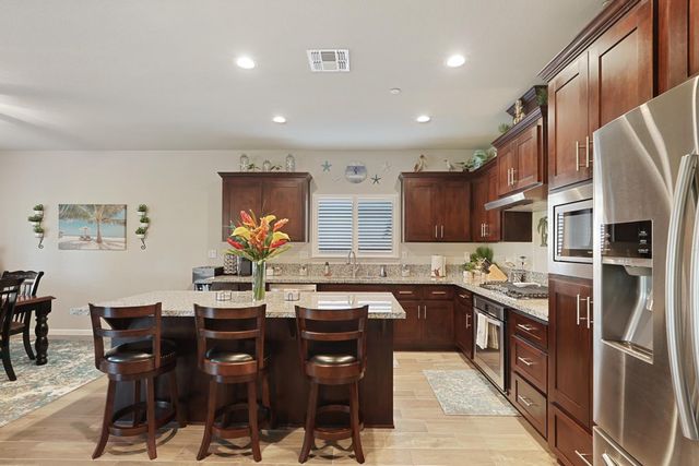 1522 Shakeley Ln, Ione, CA 95640