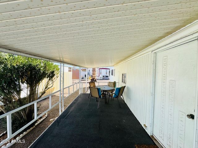 305 S VAL VISTA Drive 204, Mesa, AZ 85204