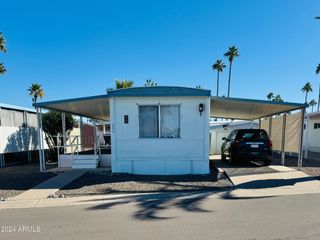 305 S VAL VISTA Drive 204, Mesa, AZ 85204