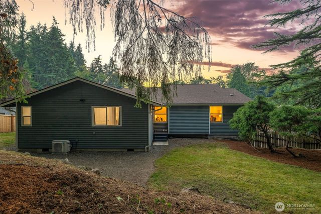 29219 13th Place S, Federal Way, WA 98003