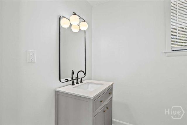 2238 Hanson Street, Savannah, GA 31404