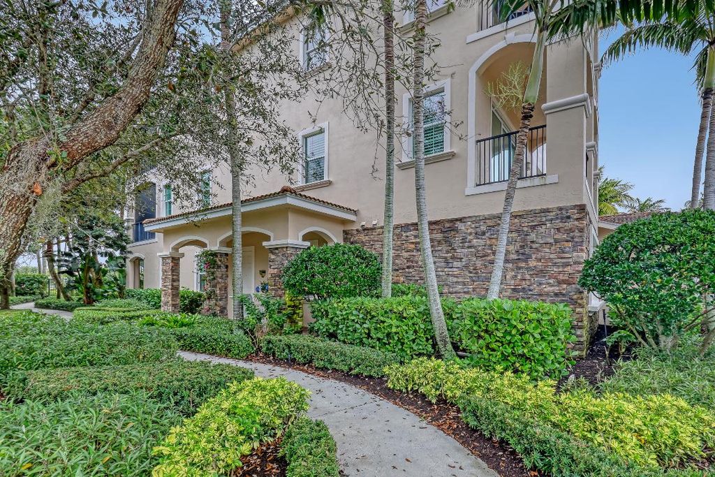 13519 Treasure Cove Circle, North Palm Beach, FL 33408