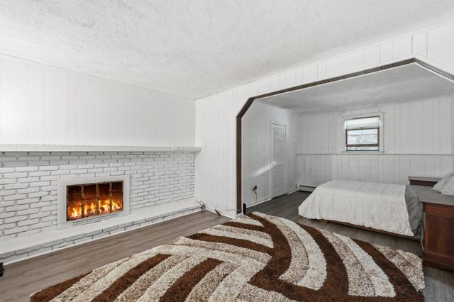 64 Marshall St, Holliston, MA 01746