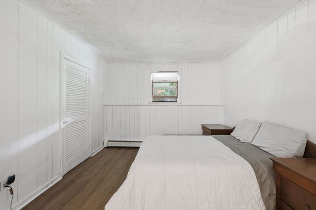 64 Marshall St, Holliston, MA 01746