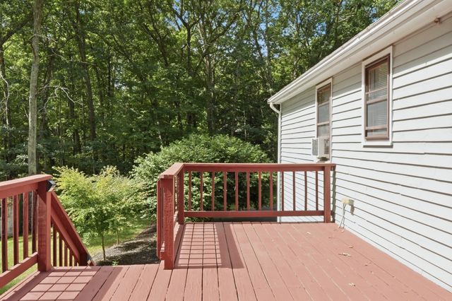 64 Marshall St, Holliston, MA 01746