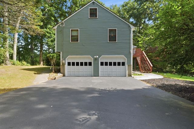 64 Marshall St, Holliston, MA 01746