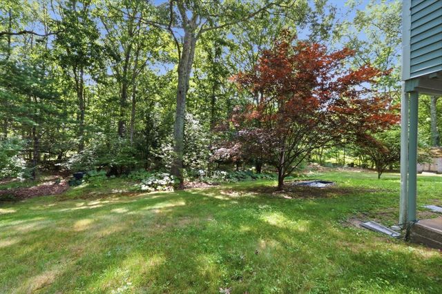 64 Marshall St, Holliston, MA 01746