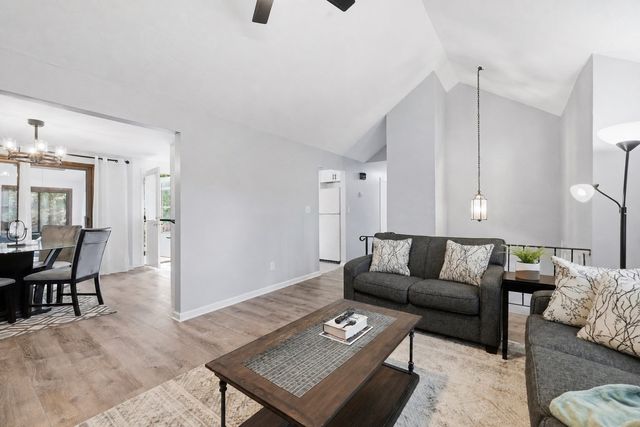 64 Marshall St, Holliston, MA 01746