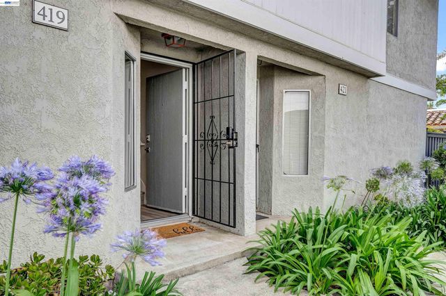 419 Tangelo, Irvine, CA 92618