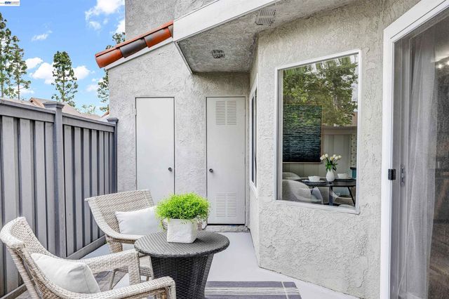 419 Tangelo, Irvine, CA 92618
