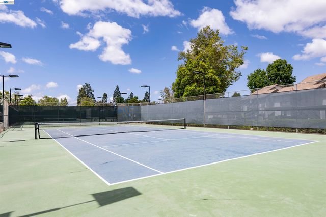 419 Tangelo, Irvine, CA 92618