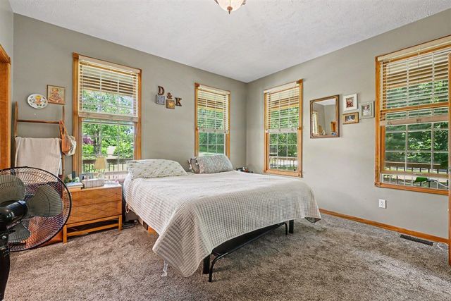 15757 Oakshore Drive, Three Rivers, MI 49093