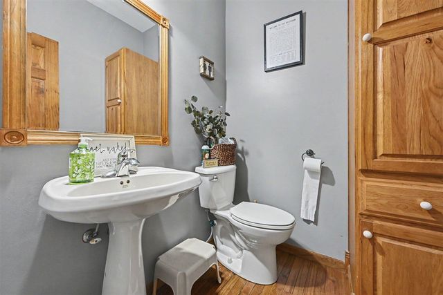 15757 Oakshore Drive, Three Rivers, MI 49093