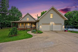 15757 Oakshore Drive, Three Rivers, MI 49093