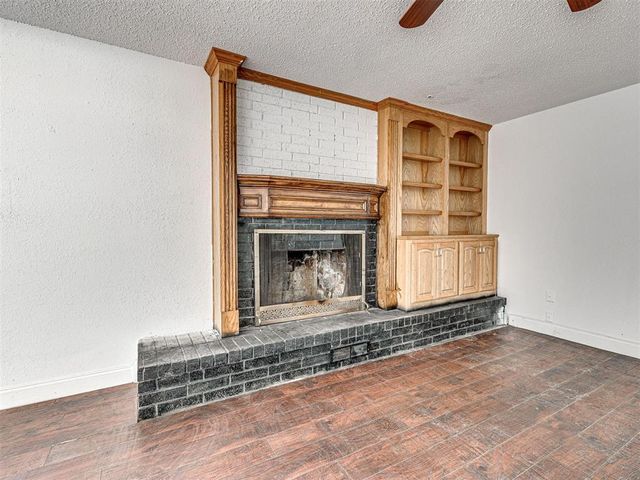 907 Oak Park Drive, Choctaw, OK 73020