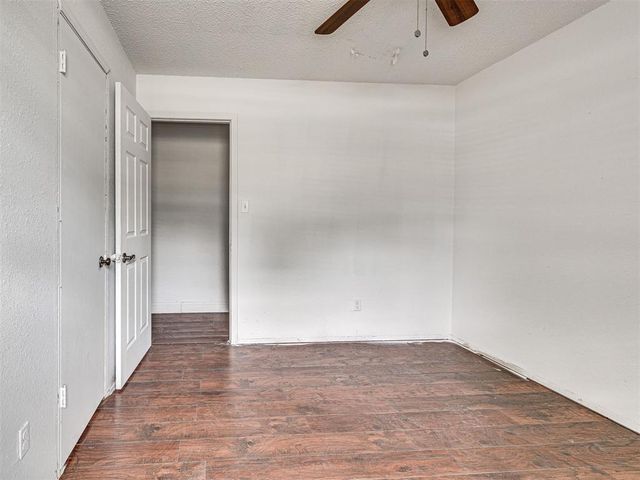 907 Oak Park Drive, Choctaw, OK 73020