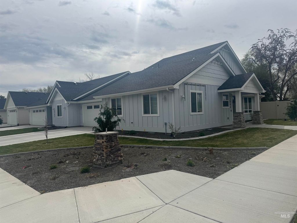 9585 W Sussex, Boise, ID 83704
