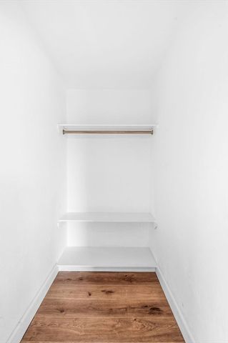 83 Arnold St, Methuen, MA 01844