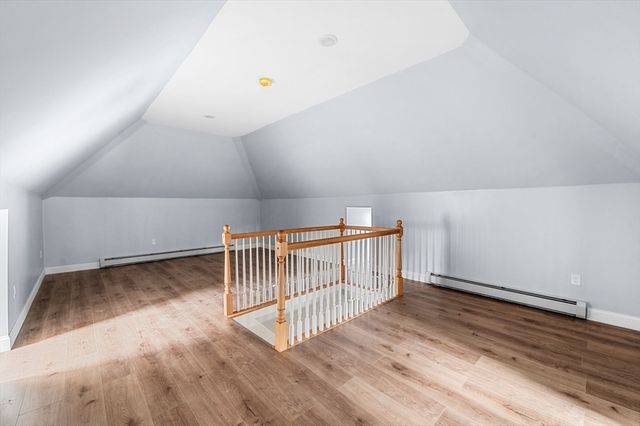 83 Arnold St, Methuen, MA 01844