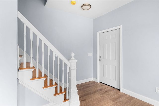 83 Arnold St, Methuen, MA 01844