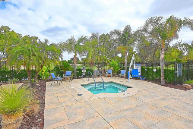 625 Pomona Dr, Brentwood, CA 94513