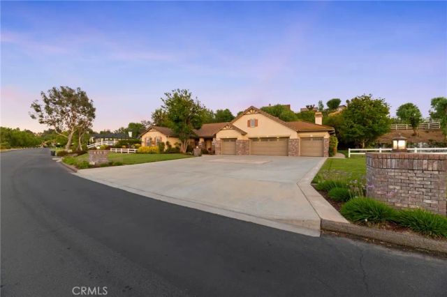 30175 Corte Coelho, Temecula, CA 92591