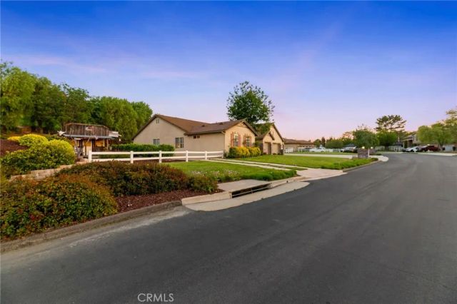 30175 Corte Coelho, Temecula, CA 92591